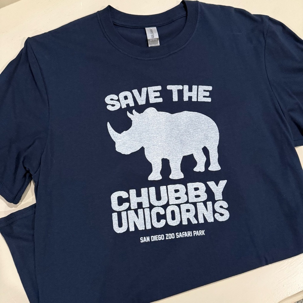 NWT - Gildan Softstyle Save the Chubby Unicorns Tshirt - Size Medium